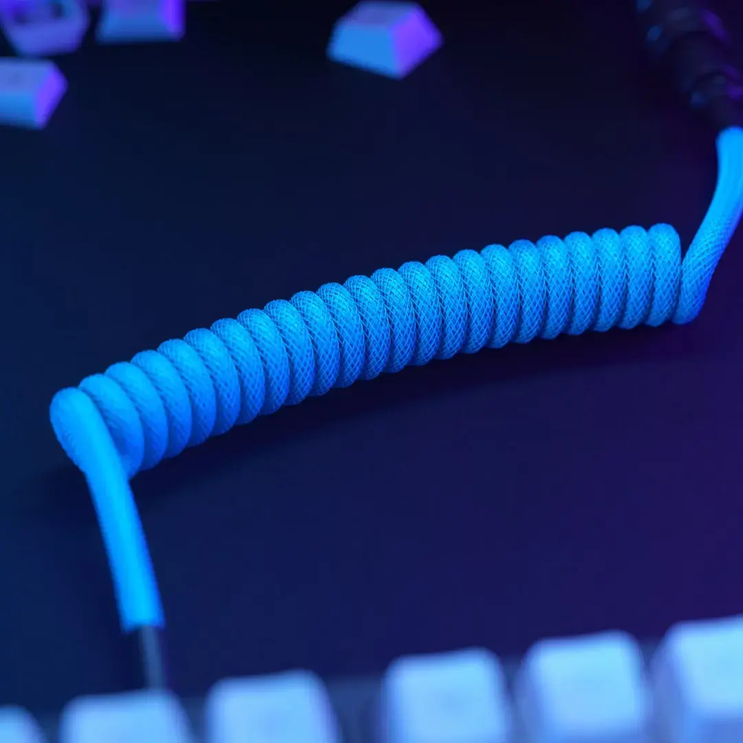 Spirālveida USB kabelis GLORIOUS GMMK Electric Blue Photo 6