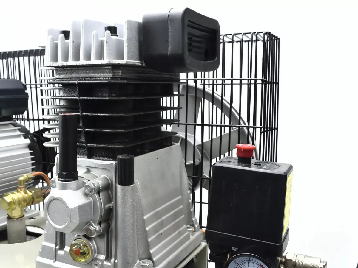 GEKO G80303 eļļas gaisa kompresors 100 l Photo 7