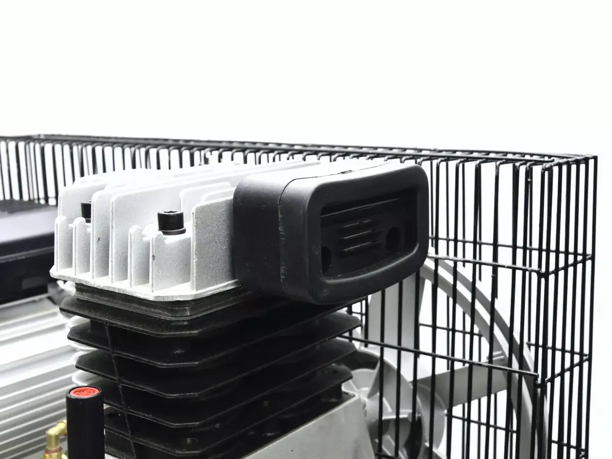 GEKO G80303 eļļas gaisa kompresors 100 l Photo 9