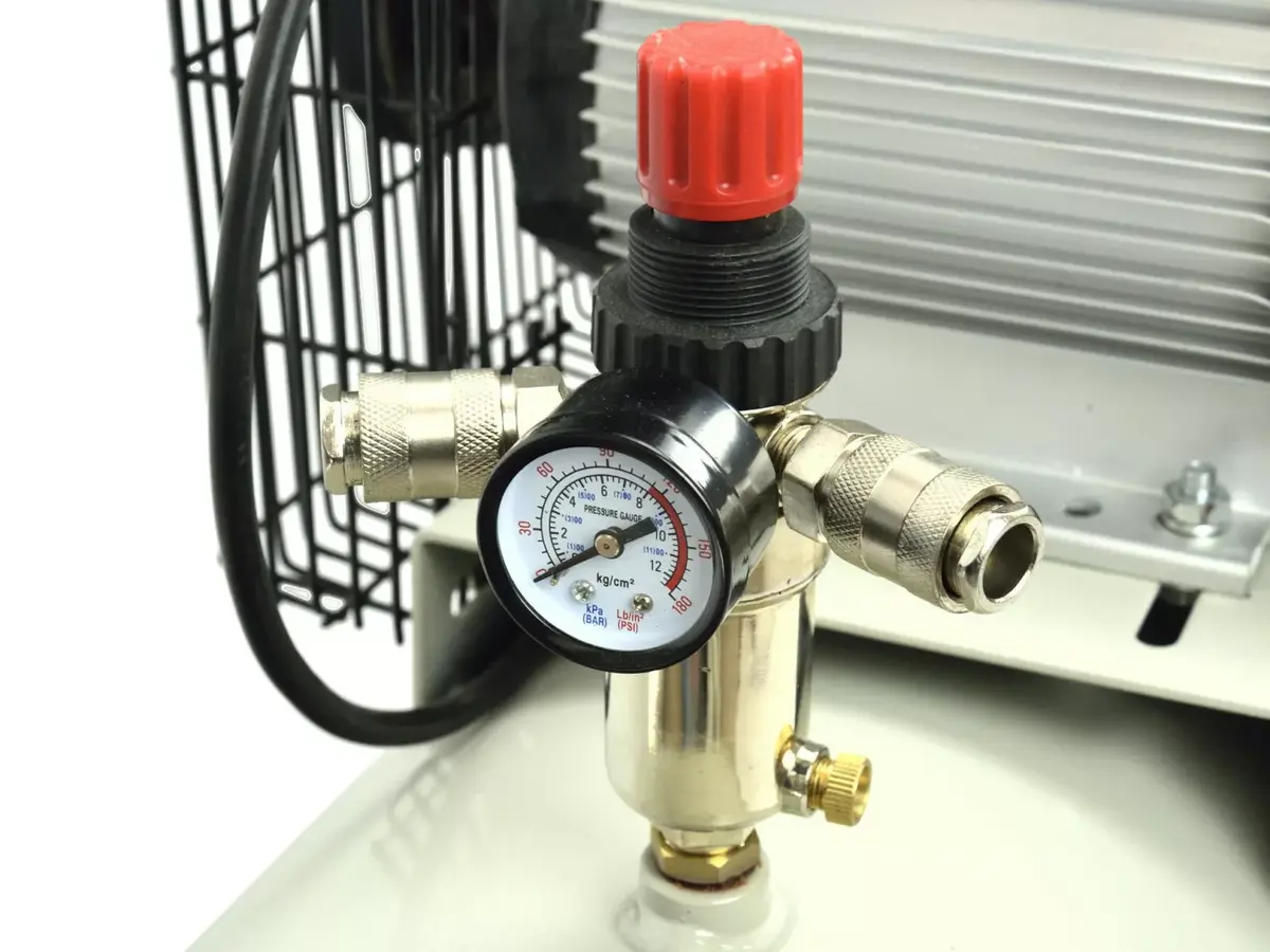 GEKO G80303 eļļas gaisa kompresors 100 l Photo 11