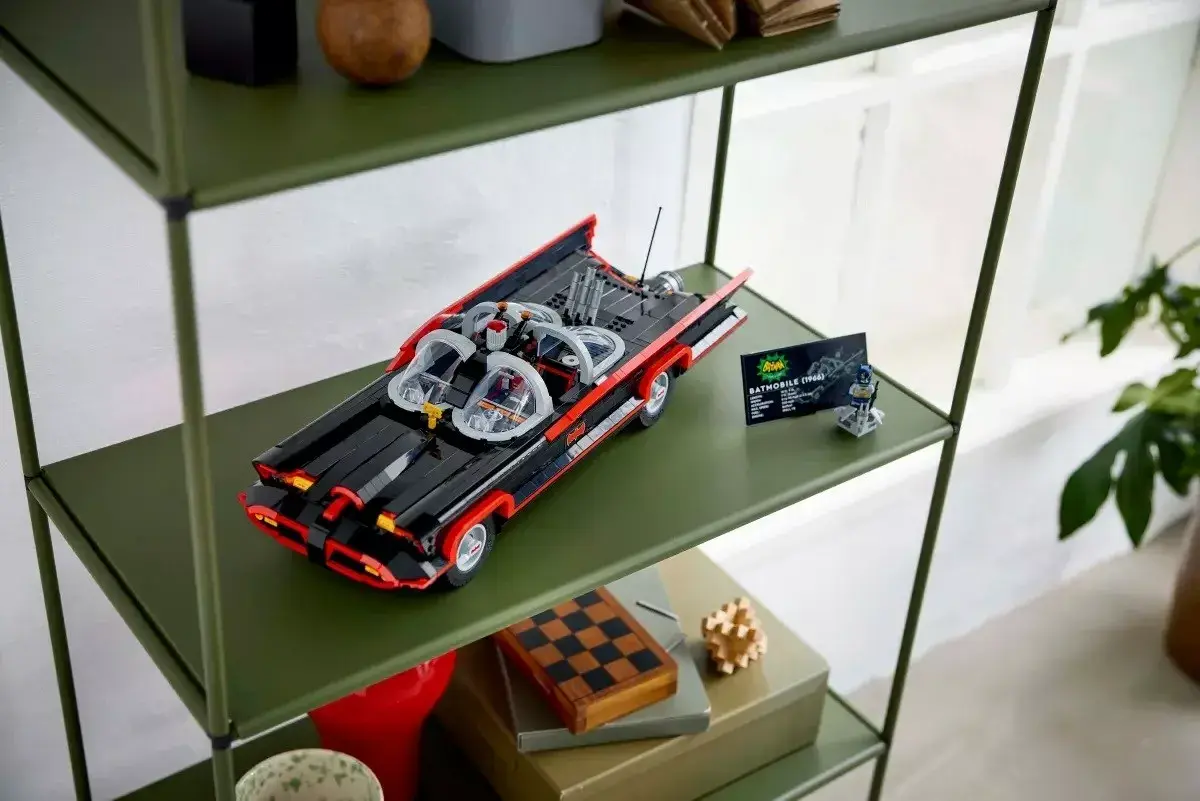 LEGO Batmobile 76328 Classic TV Series набор Photo 10