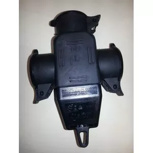 N_L 10195 Rubber Socket 3-Way IP44 Black