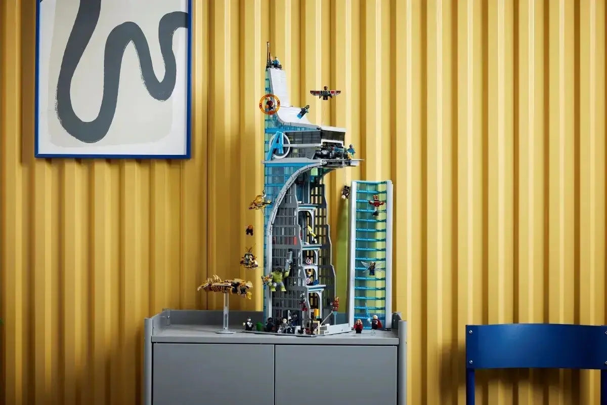 LEGO Marvel 76269 Avengers Tower модель Photo 12