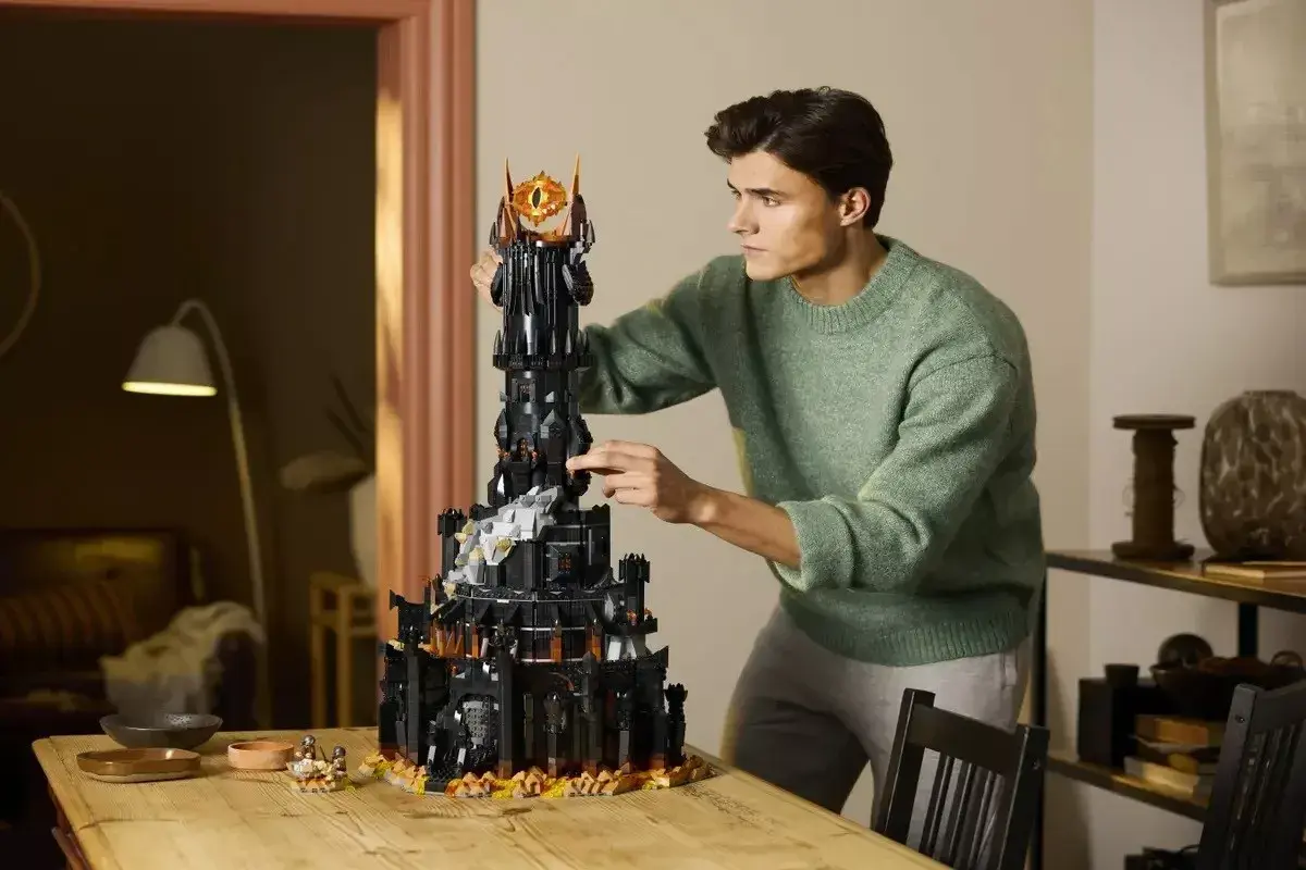 LEGO ICONS The Lord of the Rings Barad-dûr 10333 Photo 18