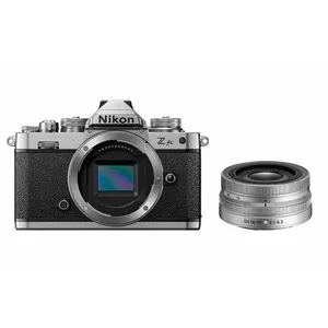 Беззеркальная камера Nikon Z fc с объективом 16-50mm VR, 20.9 Мп CMOS, 4K видео, черно-серебристая