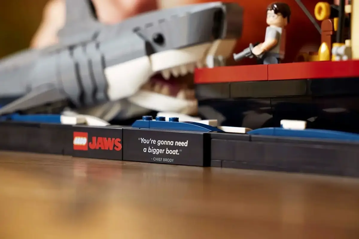 LEGO Ideas 21350 Jaws construction set Photo 7