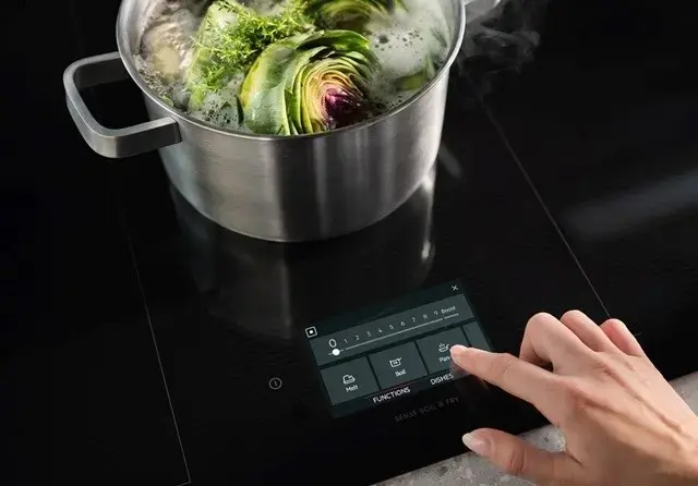 Electrolux EIS77453 built-in 4-zone induction hob Photo 4