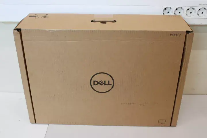 Dell P2425HE 24" IPS FHD monitor Photo 3