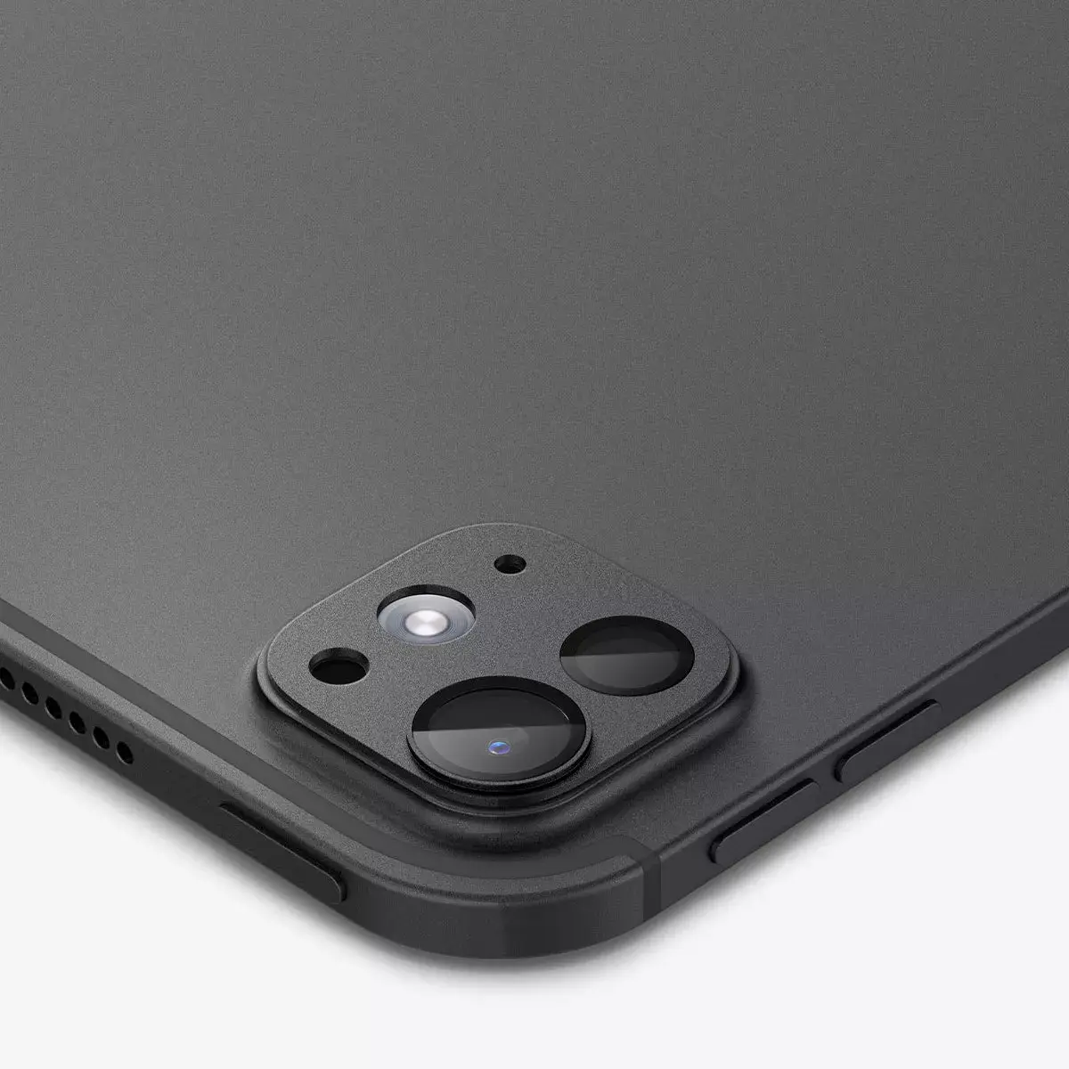 Spigen Lens Protector for iPad Pro 13-inch (2024) Photo 3