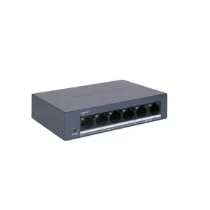 Unmanaged switch Hikvision DS-XS0106-P/POLISH — 2x Fast Ethernet RJ-45, 4x PoE 10/100, 45W PoE budget, metal housing