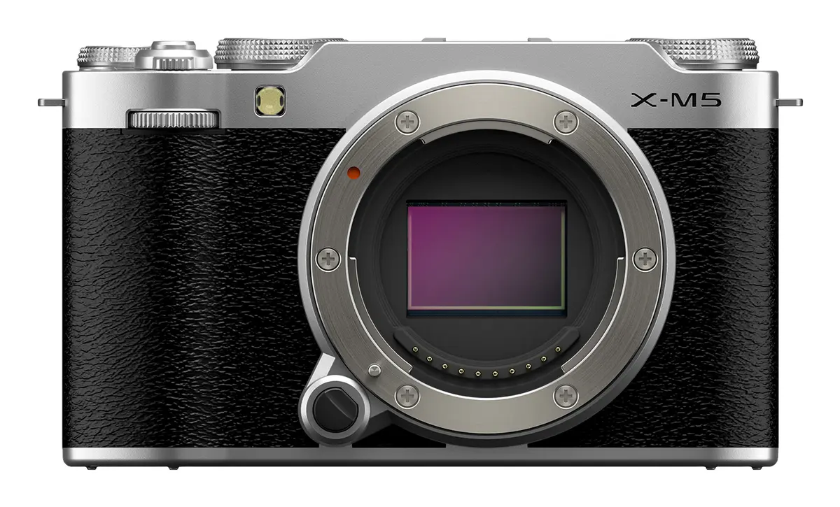 Fujifilm X-M5 Bezspoguļa kameras korpuss sudraba