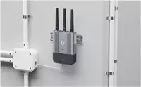 Сотовый маршрутизатор Ubiquiti UMR-Industrial Photo 3