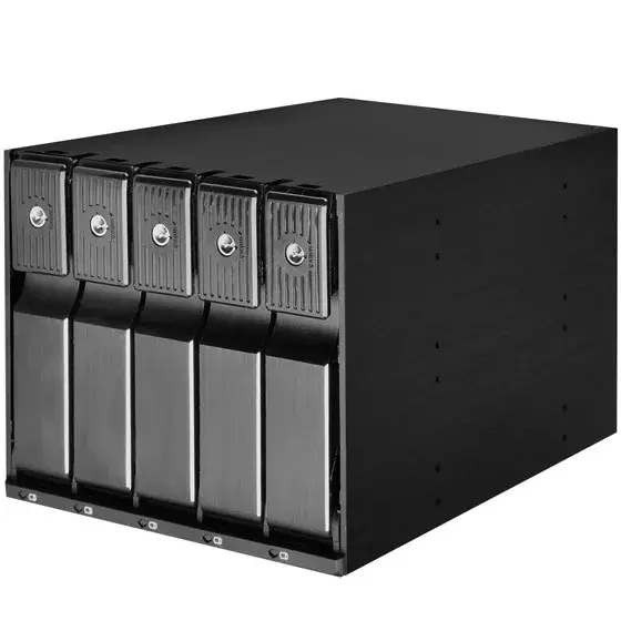 Silverstone SST-FS305-12G disku masīvs, Serial ATA