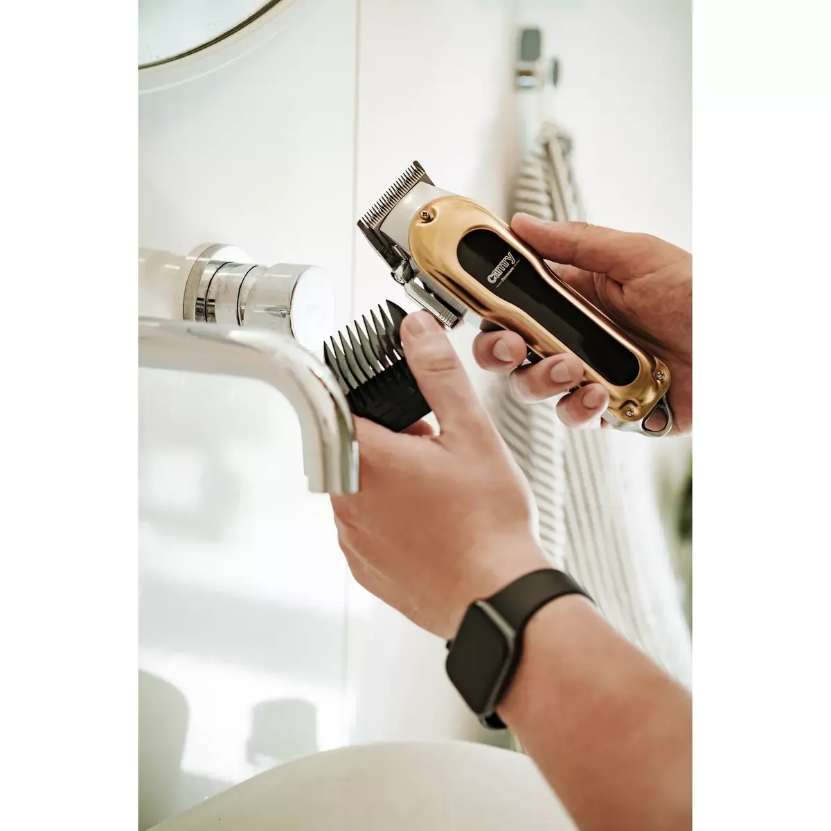 Camry CR 2844 cordless hair clipper Photo 9