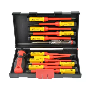 Набор отверток AWTools 986932 изолированные 1000В VDE S2, 13 предметов