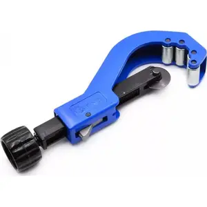Pipe Cutter GEKO G01377 for PVC pipes 3–64 mm, manual tubing cutter