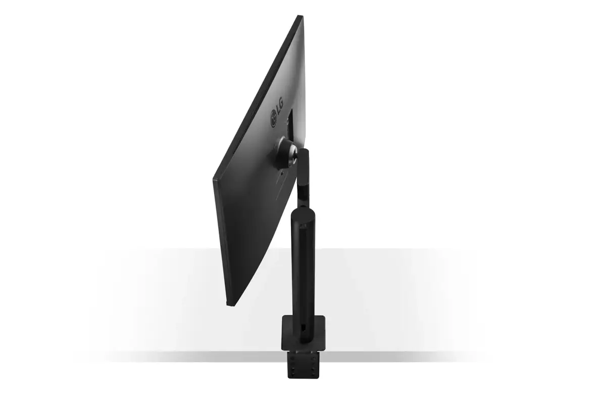 Монитор LG 32UN880K Photo 11