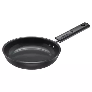 Frying pan Fiskars 20 cm — non-stick coating, Hard Face surface
