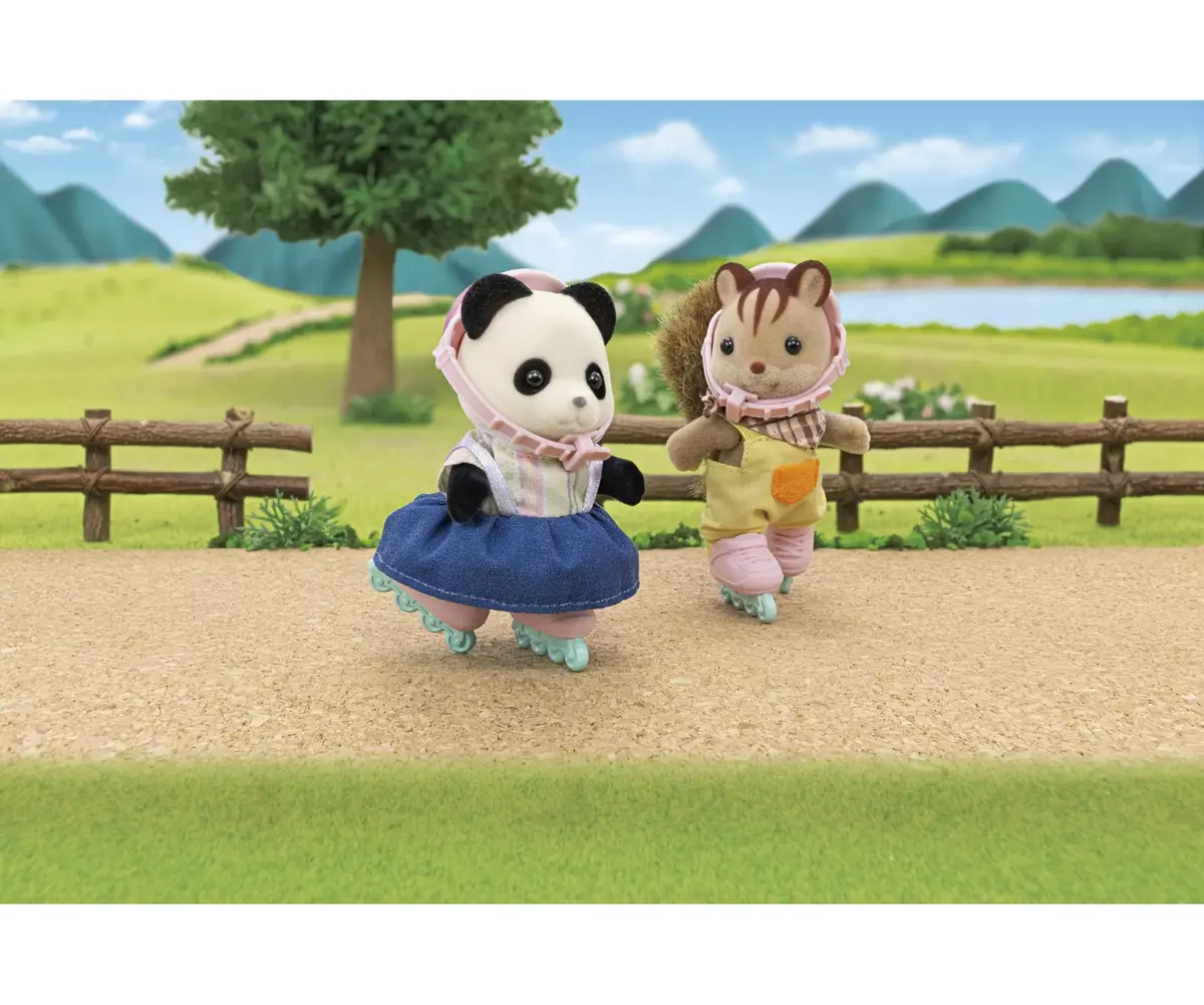Набор для катания и скейтборда Sylvanian Families Девочка Панда Photo 5
