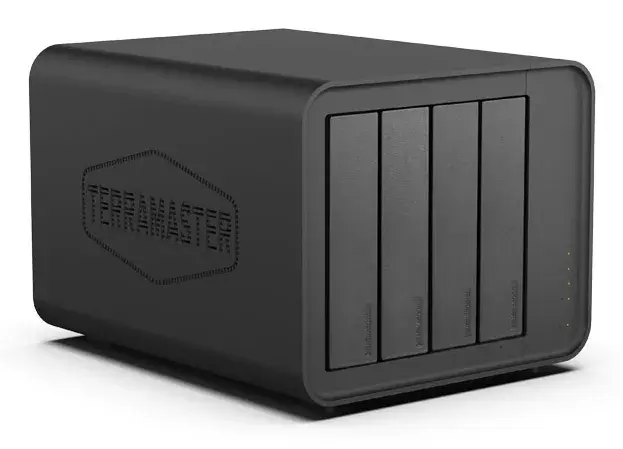 TerraMaster D8 HYBRID дисковый массив Photo 3