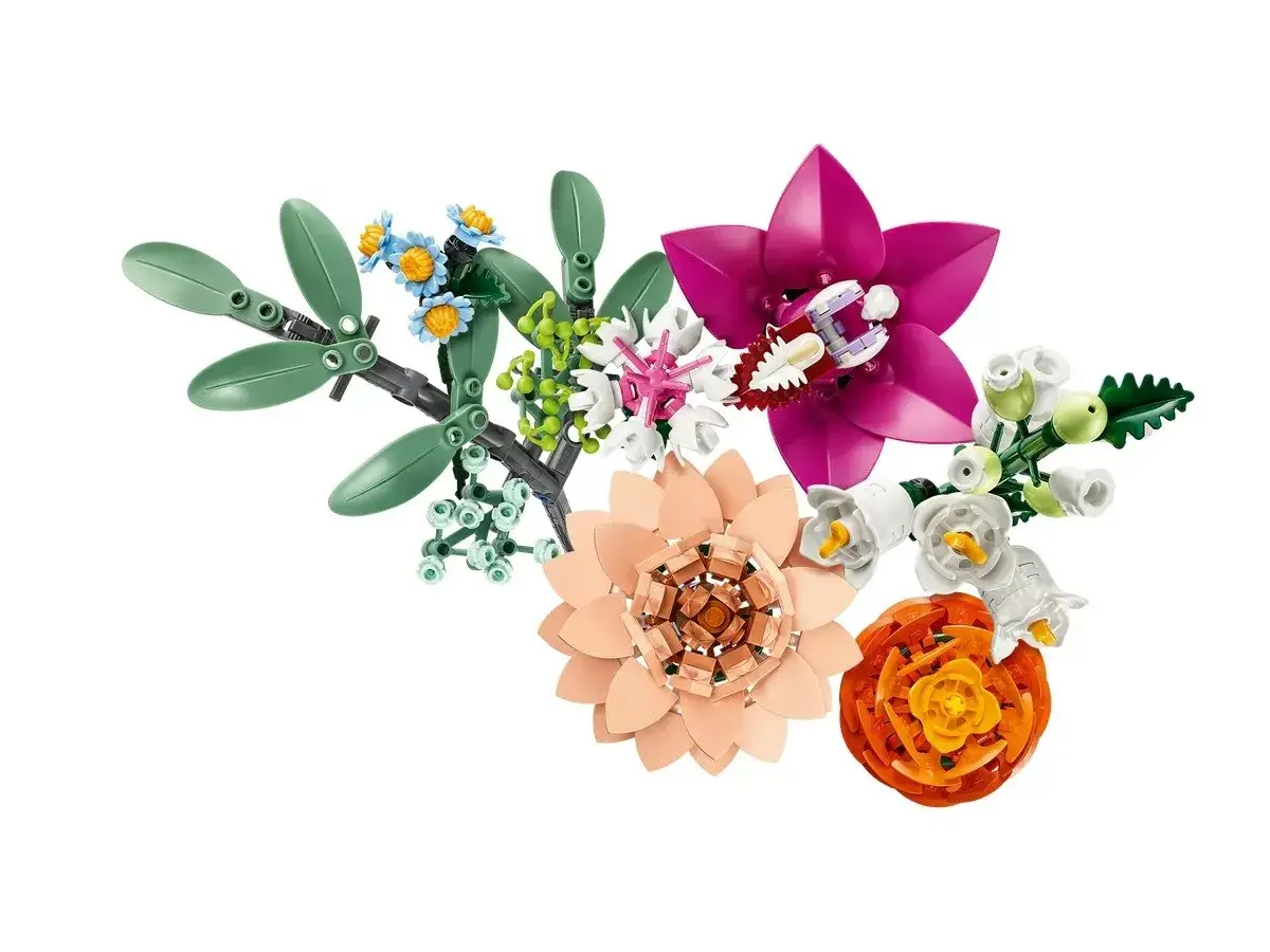 LEGO Icons Flower Bouquet 10342 building set Photo 6
