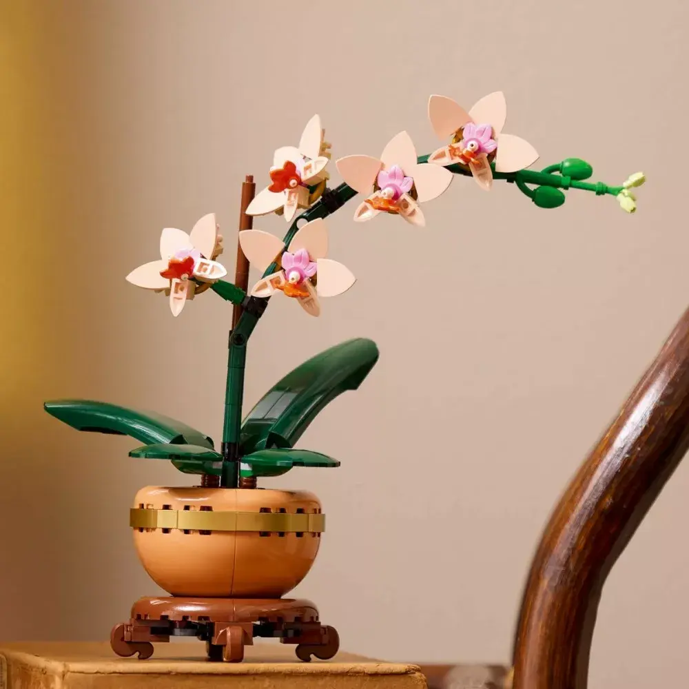 LEGO Icons 10343 Mini Orchid construction set Photo 7