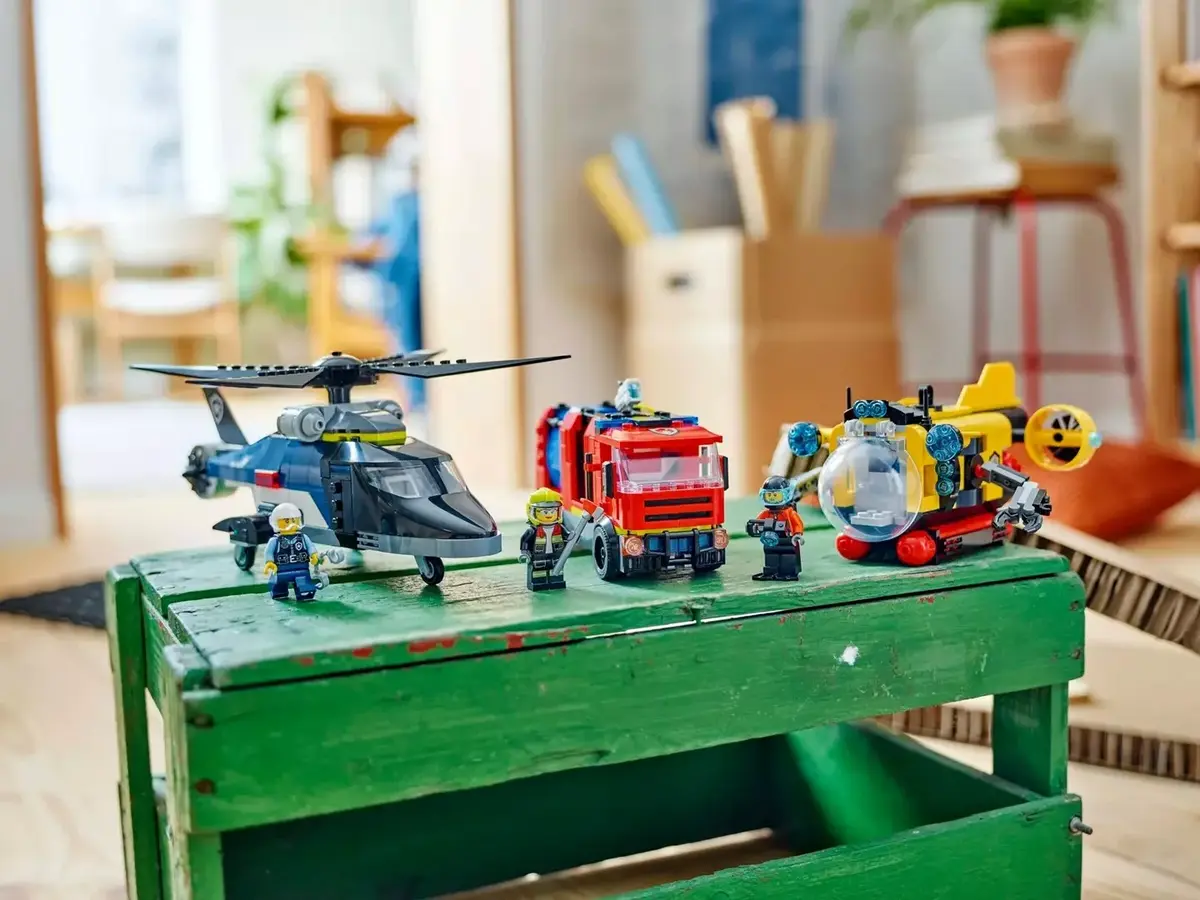 LEGO City Combination Set 60462 — Helicopter & Fire Truck Photo 11