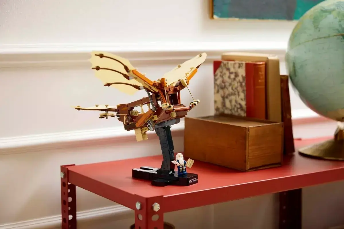 LEGO Icons 10363 Leonardo da Vinci Flying Machine model Photo 7