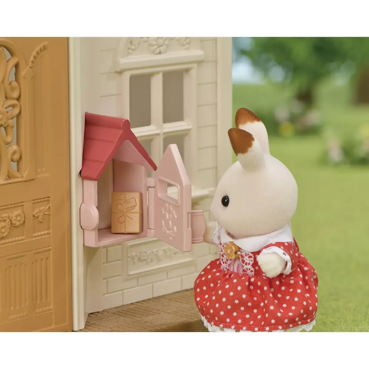 Epoch Sylvanian Families Red Roof Cosy Cottage Starter Home Photo 10
