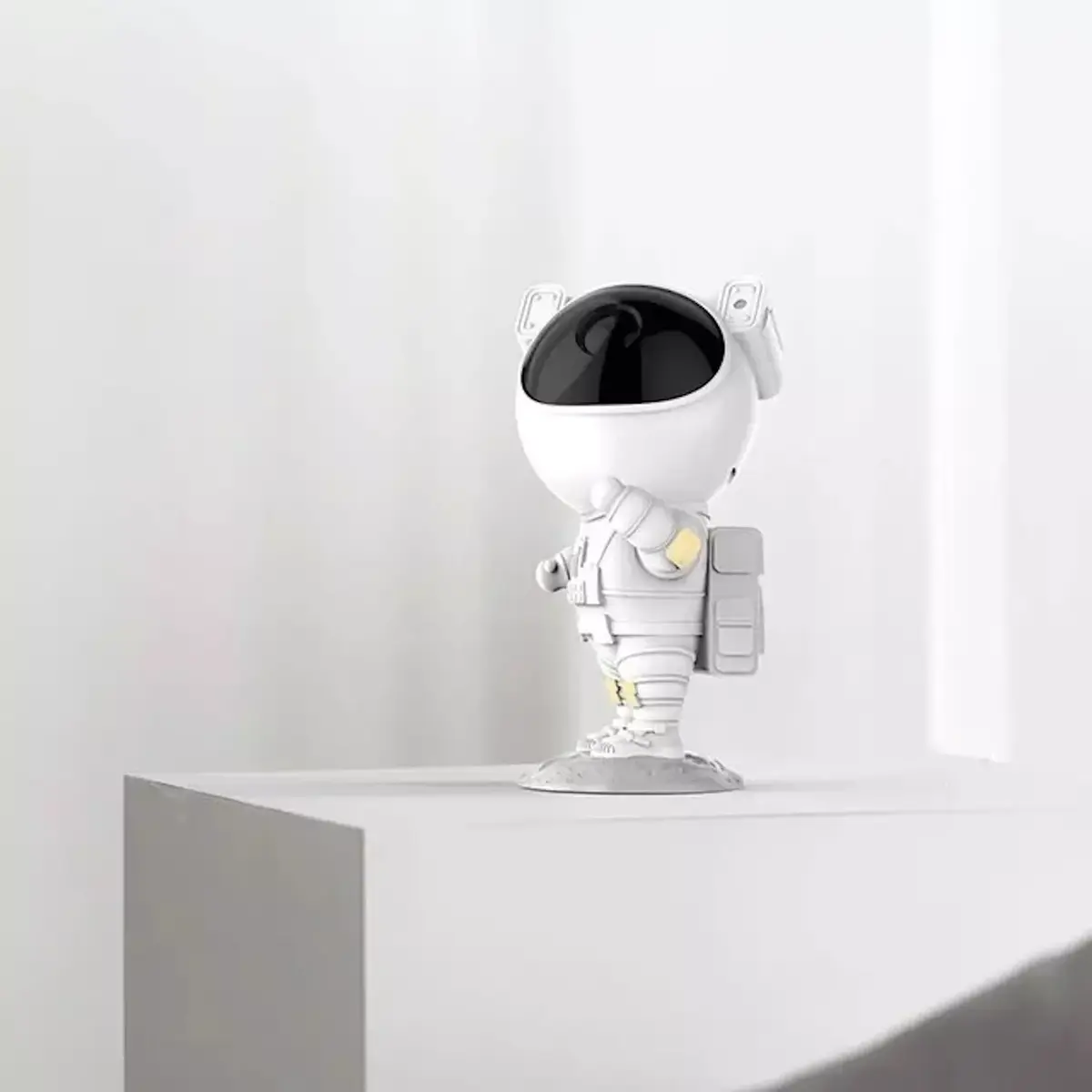 Projector CP ID56899388 3D Astronaut 360° Rotate Head Photo 2