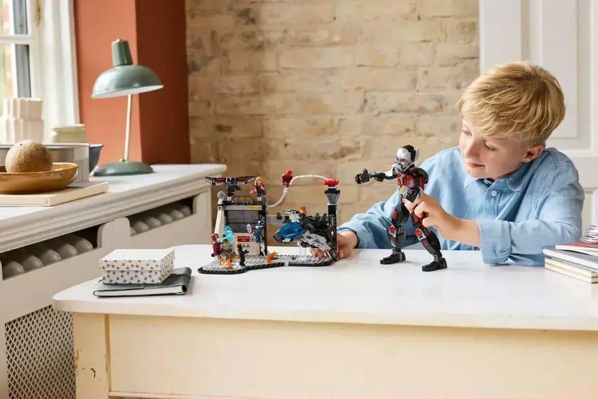 LEGO Marvel 76314 Captain America Hero War Battle набор Photo 8