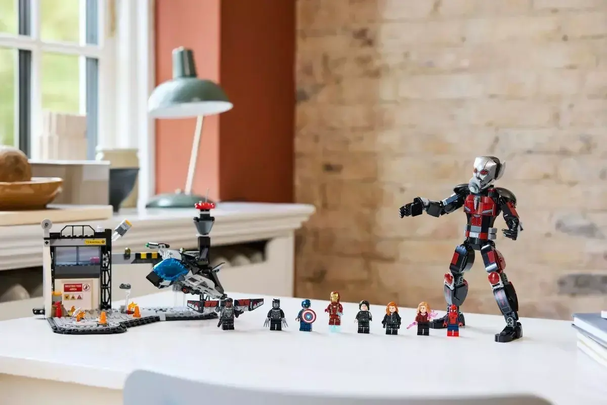 LEGO Marvel 76314 Captain America Hero War Battle набор Photo 11