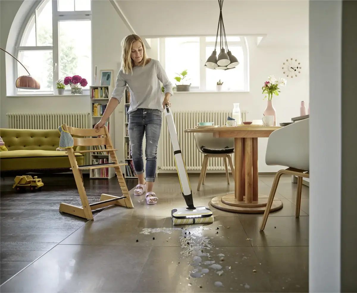 Battery cordless hard floor cleaner Karcher FC 7 Cordless Plus Photo 3