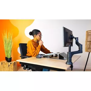 Healthy working with documents -  Stimulates an upright posture