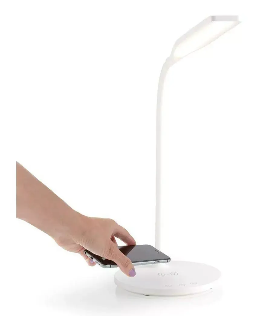 TECHLY 5.5W LED Desk Lamp with 15W Qi Charger Photo 6