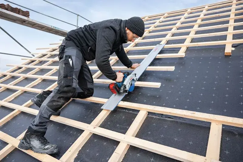 Аккумуляторная дисковая пила Bosch GKS 18V-57-2 GX Photo 2