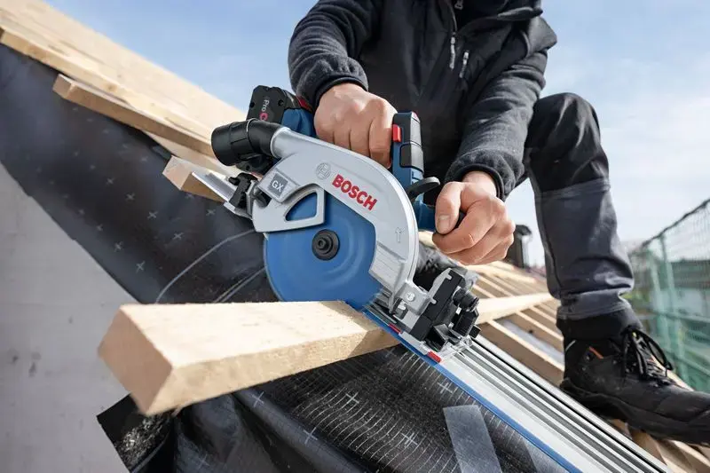 Аккумуляторная дисковая пила Bosch GKS 18V-57-2 GX Photo 3