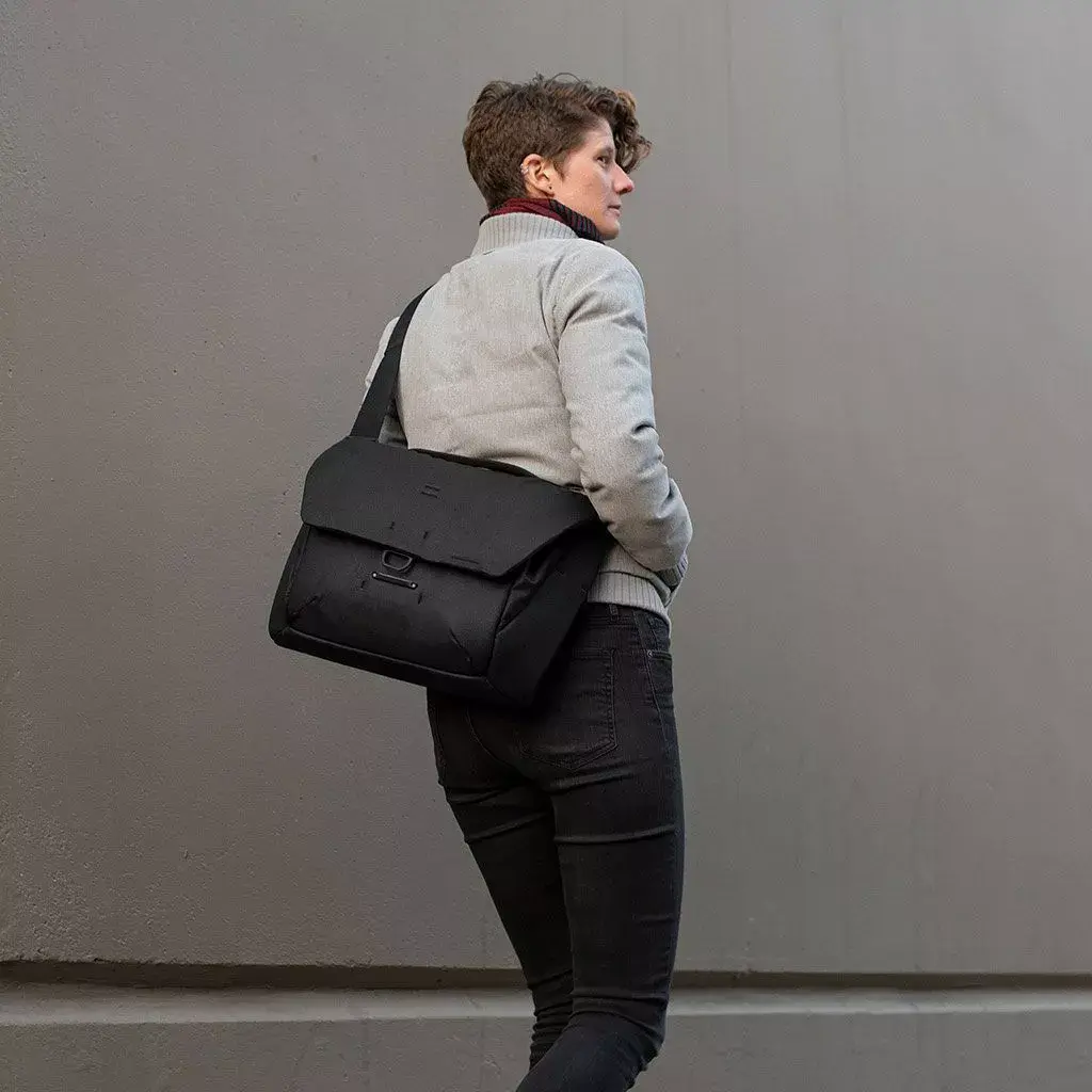 Сумка Peak Design Everyday Messenger V2 13L Photo 6