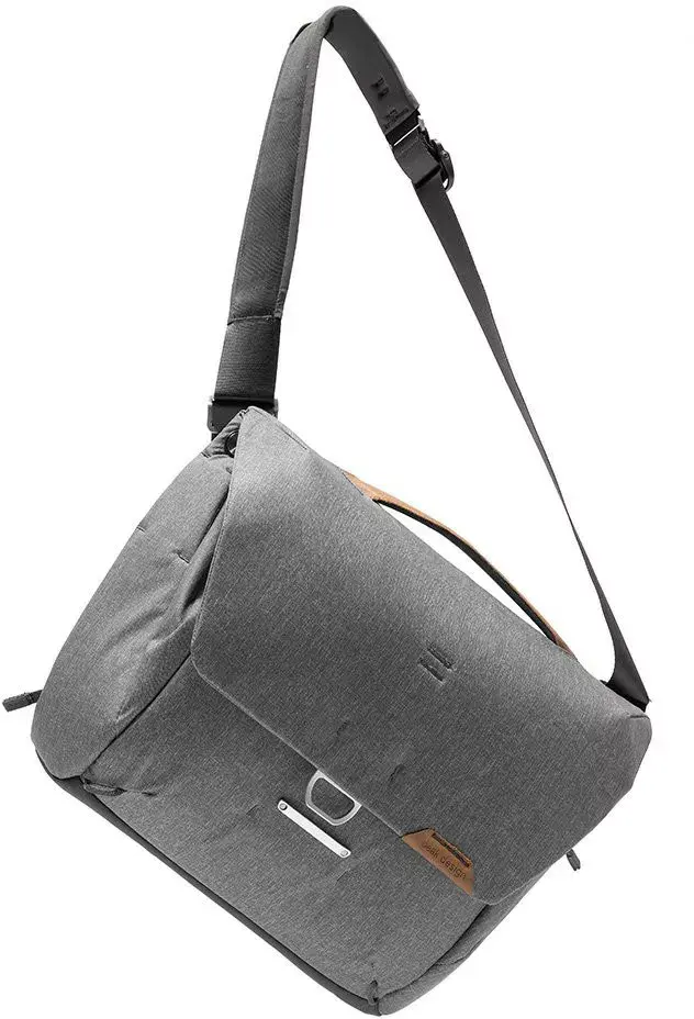 Peak Design Everyday Messenger V2 13L Ash bag Photo 2