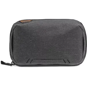 Compact Tech Pouch Peak Design BTP-CH-3 charcoal — lightweight organizer for cables, adapters, small gear