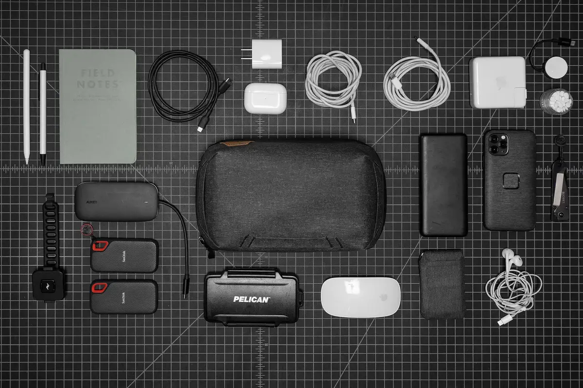 Tech Pouch Peak Design BTP-CH-3 charcoal — kompakts organizators Photo 8