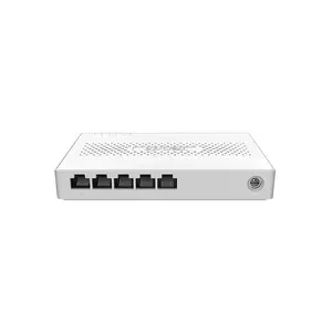 Tenda Switch SM105 Unmanaged 2.5G Ethernet 5 porti 25 Gbit/s
