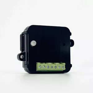 Smart home dry contact module Tedee TDCV1.0A — dry contact interface for door locks and automation