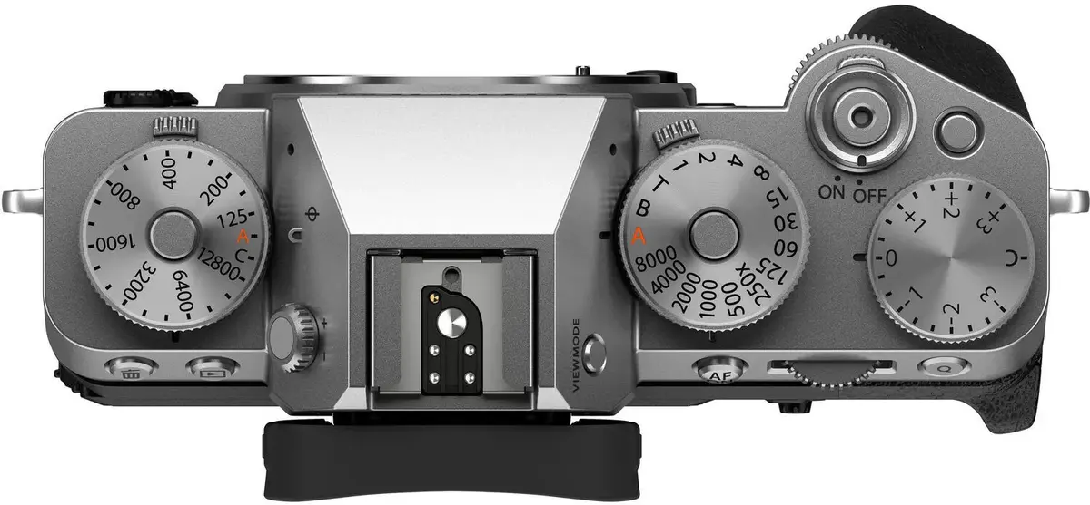 Fujifilm X-T5 mirrorless camera with XF16-50mm lens Photo 4