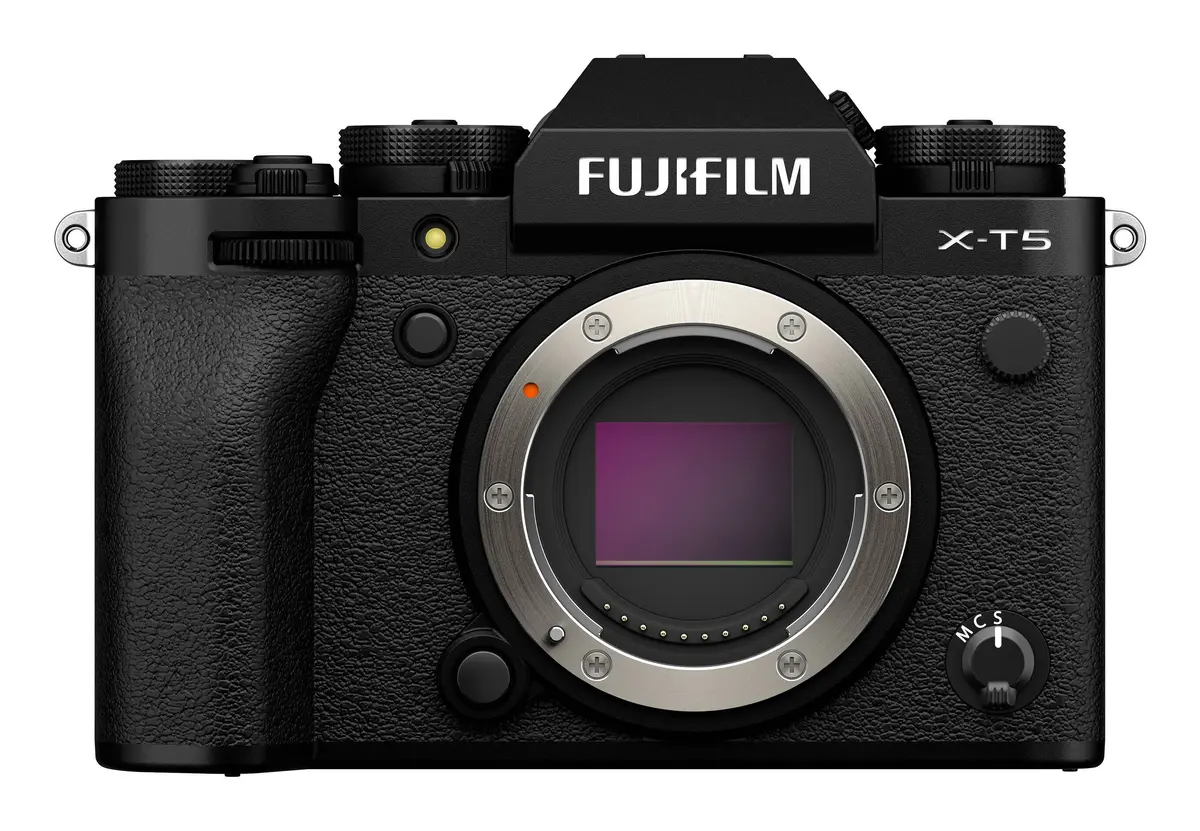 Fujifilm X-T5 bezspoguļa kamera ar XF