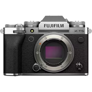 Mirrorless camera Fujifilm X-T5 Silver — 26MP APS-C sensor, up to 15 fps continuous shooting