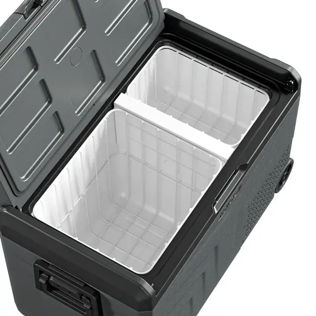 Yolco TCX 50 CARBON portable compressor fridge Photo 12