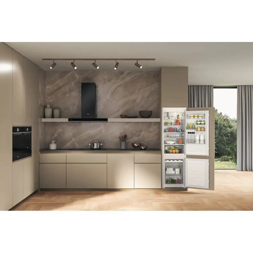 Iebūvējamais ledusskapis Whirlpool WHC18D011B1 Photo 4