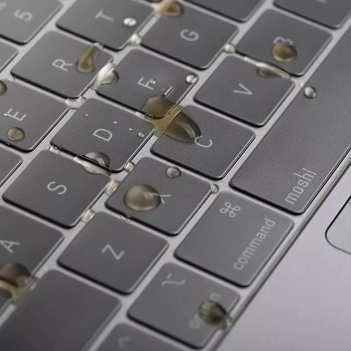 Moshi накладка на клавиатуру для MacBook Air 13 99MO021922 Photo 4