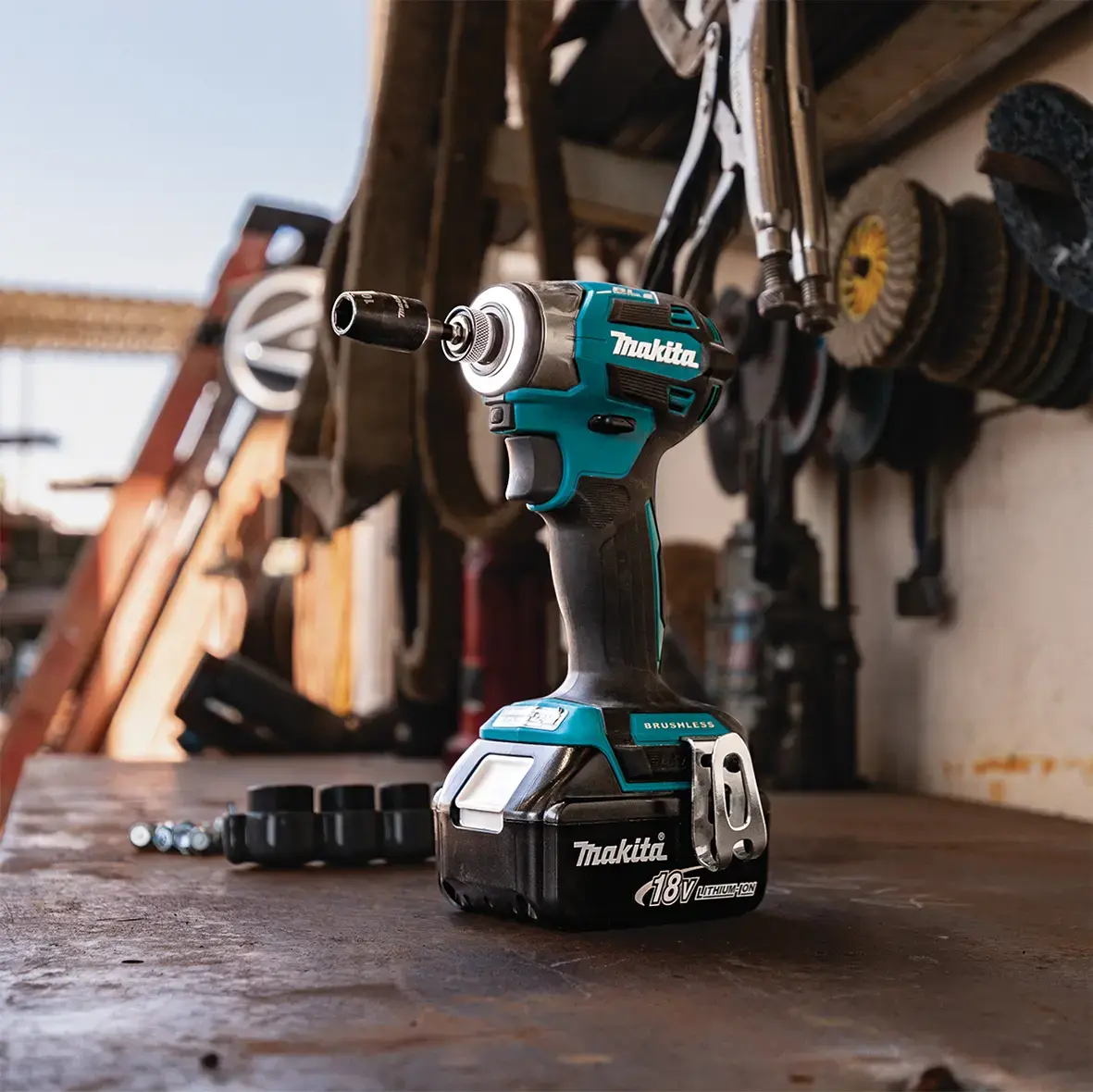 Impact Driver Makita DTD173Z Photo 2